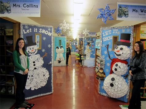 Winter Wonderland hallway School Hallway Decorating Ideas, Winter Wonderland Hallway, Winter Door Decorations For School, Elementary School Hallway, Christmas Elementary School, School Hallway Decorations, Hallway Decorating Ideas, Christmas Elementary, Christmas Hallway