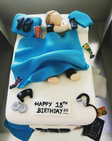 18th Birthday Cake For Guys, 18th Birthday Ideas For Boys, 18th Birthday Cake Ideas, Boys 18th Birthday Cake, 18th Birthday Cake Designs, 19th Birthday Cakes, Cake Designs For Boy, Teen Cakes, 18th Cake