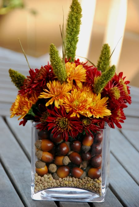 101 Flower Arrangement Tips, Tricks, & Ideas for Beginners | Momtastic Wedding Decorations Diy Centerpiece, Thanksgiving Table Centerpieces, Thanksgiving Floral Arrangements, Pecan Topping, Thanksgiving Floral, Fall Decor Diy Crafts, Deco Champetre, Thanksgiving 2020, Fall Flower Arrangements