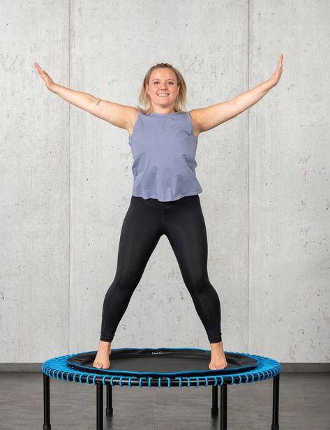 Stimulate the lymph flow with the trampoline - bellicon Toning Arms, Bellicon Rebounder, Lymph Flow, Rebounder Trampoline, Rebounder Workouts, Lymph System, Trampoline Workout, Mini Trampoline, Daily Workout Plan