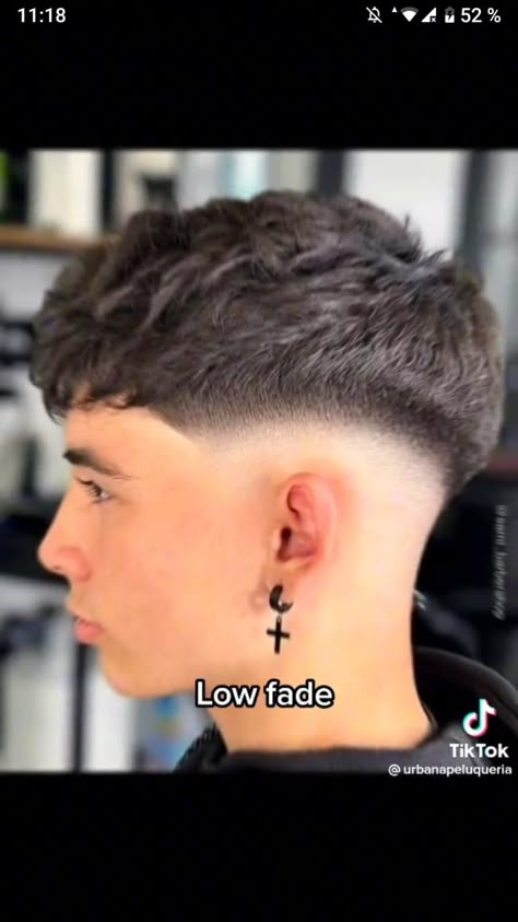 Brown Hair Styles Men, Low Fade V Cut, Low Fade Corto, Low Fade Redondo, Mid Fade En V, Taper Fade Alto, Low Fade En V, Crop Fade, V Shaped Haircut