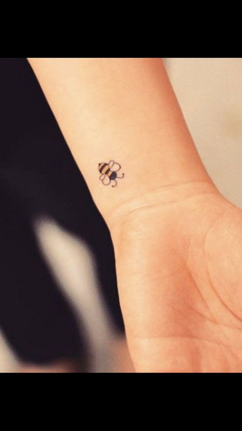 Tiny Bumble Bee Tattoo Simple, Mini Bug Tattoo, Tiny Bee Tattoos For Women, Small Bumble Bee Tattoo Cute, Bee Tiny Tattoo, Dainty Bumble Bee Tattoo, Small Bumble Bee Tattoo Simple, Matching Bee Tattoos Best Friends, Simple Bee Tattoo Outline