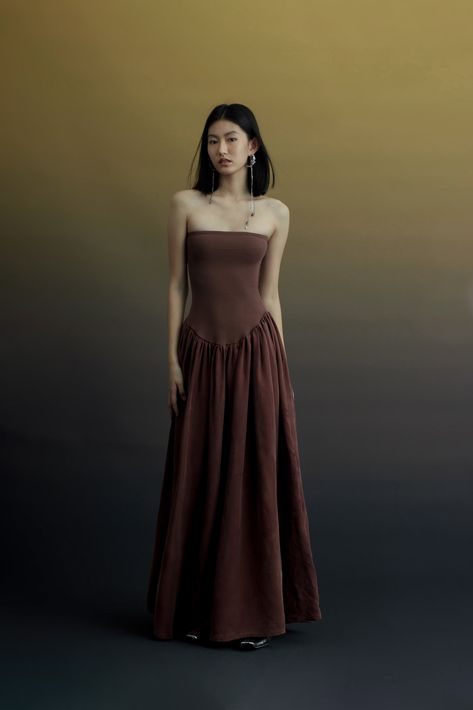 PENG TAI Cupro Knitted Coco Dress - Peng Tai Official Site. Free global shipping and easy returns. Explore Peng Tai women's wear. Men Dresses, Current Styles, Fancy Dresses, Fashion Killa, Gorgeous Dresses, Pretty Dresses, Pretty Outfits, Online Boutique, Cute Dresses