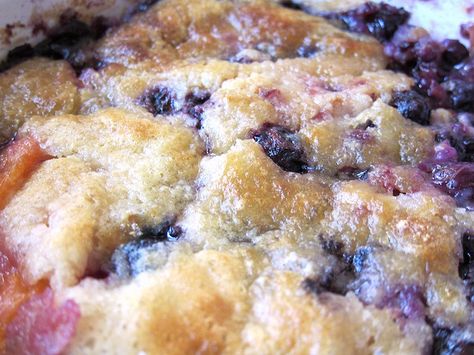 The Best Peach Cobbler, Peach Blueberry Cobbler, Best Peach Cobbler, Blueberry Cobbler Recipes, Easy Peach Cobbler Recipe, Cobbler Easy, Peach Blueberry, Peach Cobbler Easy, Fruit Cobbler