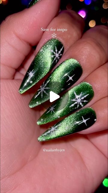 Jeanette Flores on Instagram: "Snowflake cat eye nails 🥵🤩❄️ 

SHARE & SAVE for holiday nail inspo 🎄 

Using @dndgel (code: JEN25)
•Purrsian Purrfection 9D cat eye 

instagram #thenailconnection #cateyenails #holidaynails #christmasnails #nailtrends #velvetnails #red  #almondnails #glitternails #holonails #colorchangingnails #viralnails #cateyegelpolish #nailinspiration #gelextensions #pressonnails #holographicnails #nailvideos #nailreels #uñas #magneticnails #magneticpolish #velvetnails #dnd #dndgelpolish #dndgel" Snowflake Cat Eye Nails, Red Cateye Christmas Nails, Cat Eye Snowflake Nails, Red Cat Eye Christmas Nails, Maroon Cat Eye Nails, Emerald Green Cat Eye Nails, Winter Cat Eye Nails, Cat Eye Chrome Nails, Christmas Cat Eye Nails