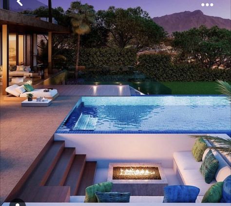 Kleiner Pool Design, Villa Luxury, Small Pool Design, Real Estates Design, Outdoor Living Design, Luxury Garden, Mediterranean Garden, Backyard Pool Designs, Swimming Pools Backyard