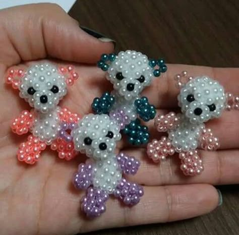 Beaded Animals Tutorial, Recuerdos Primera Comunion Ideas, Bead Crafts Diy, Beads Craft Jewelry, Beaded Necklace Diy, Christmas Bead, Beaded Crafts, Beaded Animals, Beading Projects