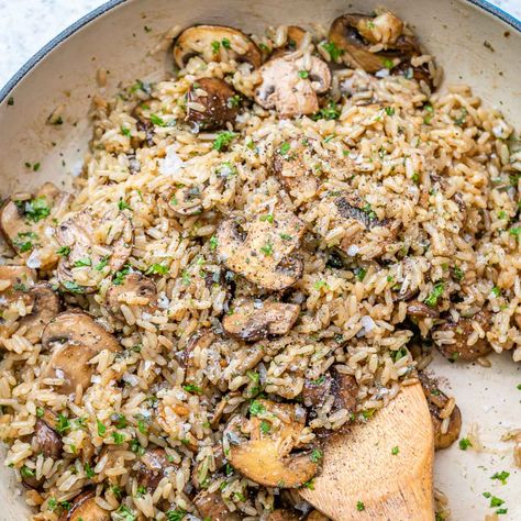 Herbed Mushroom Brown Rice | Clean Food Crush Herbed Mushroom Brown Rice, Clean Food Crush Side Dishes, Clean Eating Rice Recipes, Delicious Brown Rice Recipes, Brown Rice Meal Prep Ideas, Brown Rice Mushroom Recipes, Brown Rice Side Dish Recipes Healthy, Brown Rice Sides, Mushroom Brown Rice Recipes