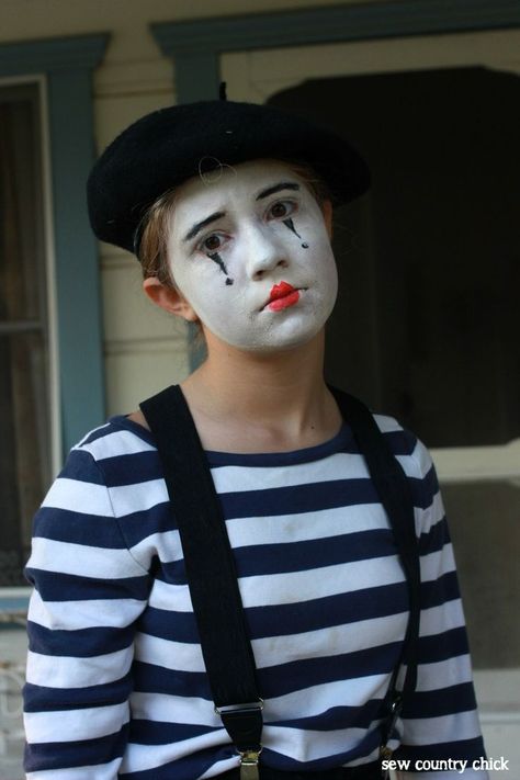 Diy Mime Costume, Mime Halloween Costume, French Mime, Clown Fancy Dress, Mime Costume, Mime Artist, Mime Makeup, French Costume, Pierrot Clown