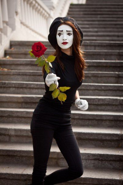 Mime Photoshoot, Charlotte Charades, Mime Halloween Costume, Mime Face, Mime Costume, Mime Artist, Clown Costume Women, Mime Makeup, Creepy Halloween Makeup