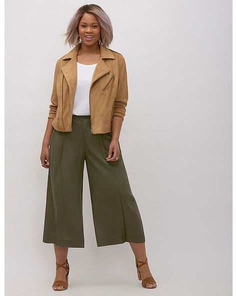 Wide Leg Pants Outfit, Curvy Fashionista, Wide Leg Crop Pants, Wide Leg Cropped Pants, Plus Size Pants, Crop Pants, Wide Pants, Tall Women, Lane Bryant