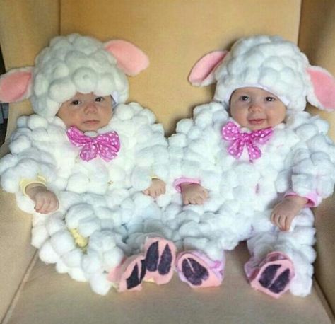 Baby Sheep Costume, Sheep Costumes, Twin Halloween, Twin Halloween Costumes, Baby Kostüm, Baby Sheep