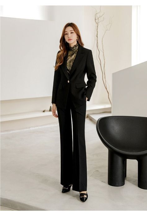 Classy Personality, Office Wear Outfit, Office Wear Dresses, Stylish Office Wear, Business Dress Women, Neat Casual Outfits, Cold Hearted, Business Outfits Women, Stylish Office