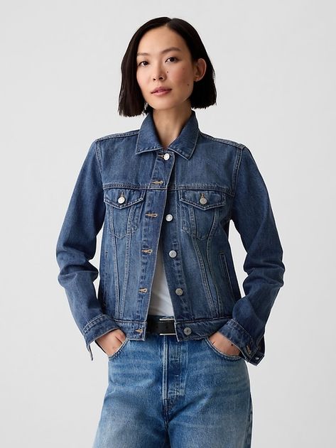 Clothes For Women Over 60, Summer Wishlist, Gap Denim Jacket, Stylish Outfits For Women Over 50, Spring Work, S Icon, Fall Capsule Wardrobe, 60 Fashion, Gap Jacket