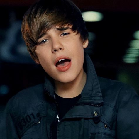 Justin Bieber Baby Song, Justin Bieber Christmas, Justin Bieber Music Videos, Justin Bieber Family, Justin Bieber My World, Justin Bieber Music, Justin Bieber Photoshoot, Justin Bieber Baby, Justin Bieber Smile