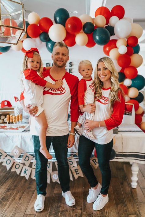 Guys Backyard Birthday Party, Rookie Of The Year First Birthday Family Shirts, 1st Birthday Party Rookie Year, 1st Rookie Of The Year Party, Baseball 2nd Birthday Party Ideas, Baseball Fourth Birthday, Rookie Year Balloon Arch, Rookie Year Birthday Pictures, One Year Baseball Party 1st Birthdays