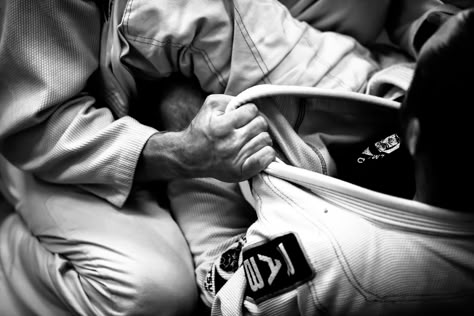 Jujitsu Photography, Bjj Jiu Jitsu Aesthetic, Ju Jitsu Aesthetic, Jiujitsu Photography, Bjj Photoshoot, Jiu Jitsu Photography, Bjj Jiu Jitsu Wallpaper, Wallpaper Jiu-jitsu, Bjj Photography