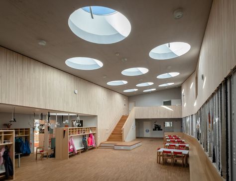 Gallery of Interior Design in Education: The Role of Natural Light in Kindergartens - 1 Layout Plan Architecture, Classroom Floor Plan, Classroom Architecture, Plan Architecture, Layout Plan, Classroom Layout, School Interior, Vintage Architecture, Multipurpose Room