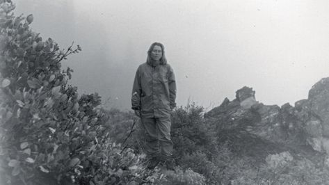 Cheryl Strayed on the 1995 Pacific Crest Trail Thru-Hike That Changed Everything - Outside Online Wild Cheryl Strayed, Up The Movie, Cheryl Strayed, Thru Hiking, Pacific Crest Trail, We Bear, Now And Then Movie, Big Things, Famous Books