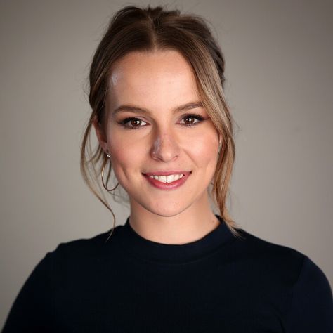 Disney Channel Alum Bridgit Mendler Reveals She's a Mom—and a Space Startup CEO Leigh Allyn Baker, Aspiration Board, Ally Mcbeal, Bridgit Mendler, Portia De Rossi, Law Degree, Good Luck Charlie, Daniel Day, Harvard Law