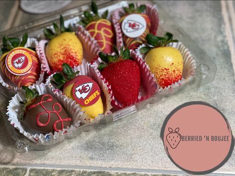 Kansas City Cheifs Chocolate Covered Strawberries! Kansas City Chiefs Chocolate Covered Strawberries, Super Bowl Strawberries, Kansas City Chiefs Deserts, Chiefs Chocolate Covered Strawberries, Super Bowl Chocolate Strawberries, Superbowl Chocolate Covered Strawberries, 49ers Chocolate Covered Strawberries, Football Chocolate Covered Strawberries, Super Bowl Party Drinks