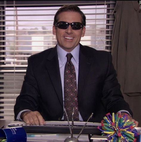 Dunder Mifflin Aesthetic, The Office Spotify Covers, The Office Funny Pictures, Michael Scott Mood, The Office Memes Funny, The Office Pfp, Michael Scott Aesthetic, Funny Office Pictures, Michael Scott Wallpaper