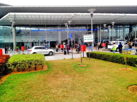 The Amausi Airport in Lucknow - Lucknow Pulse Lucknow Airport Snap, Lucknow Airport, Chaudhary Charan Singh, Air India Express, Lock Screen Wallpaper Hd, Indira Gandhi International Airport, Friendship Day Images, Airport Luggage, Jet Airways