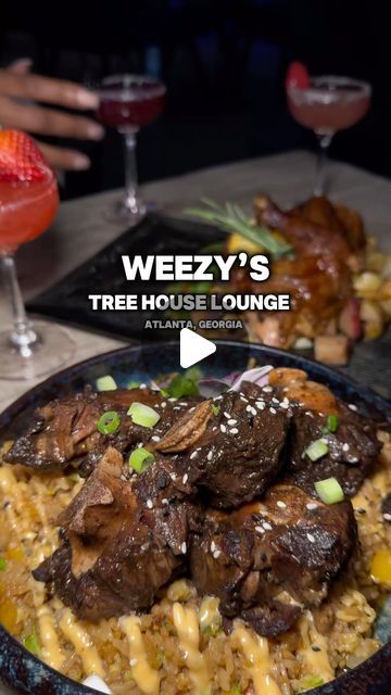 Jarvis on Instagram: "Things to do in Atlanta check out this Tree House Lounge called Weezy’s. @weezysatl   This was my first time going to a lounge that made me feel like i was in a tree house. 🌳  If you don’t know about Weezy’s its a spot in Buckhead thats known for their late brunch menu. One thing i recommned trying when you come here is the Oxtail Fried Rice 🔥  @weezysatl is located at 200 Bennett St NW Atlanta, GA 📍  (Keep driving to the back) Parking is around $10 - $20  #atlanta #atlantageorgia #atlantaeats #atleats #atlantafood #atlfoodies #atlfoodie #atlantafoodies #atlantafoodie  #atlantafoodblogger #atlantarestaurant #midtownatl #midtownatlanta #atlrestaurants #stufftodoinatlanta #exploreatlanta #exploreatl #discoveratI #thingstodoinatlanta #Atlhairstylist #AtInightlife  #th Things To Do In Atl, Atlanta Activities, Atlanta Eats, Atlanta Travel, Visit Atlanta, Great Places To Travel, Things To Do In Atlanta, Atlanta Food, House Lounge