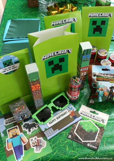 Minecraft Favors Ideas, Minecraft Party Favor Ideas, Minecraft Favors, Minecraft Party Ideas, Minecraft Party Favors, Diy Minecraft Birthday Party, Minecraft Bday, Party Favors Diy, Minecraft Party Decorations