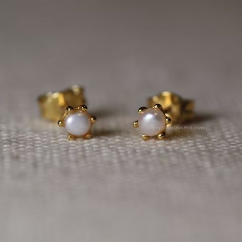 VICSTONENYCJEWEL - Etsy Elf Sorcerer, Square Diamond Engagement Ring, Layered Earrings, Gold Jhumka, Real Pearl Earrings, Gold Chain Earrings, Unique Diamond Engagement Rings, Pipe Dream, Simple Diamonds