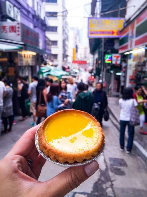 image Hong Kong Egg Tart, Hong Kong Street Food, Hong Kong Travel Tips, Chinese Bun, Hong Kong Travel Guide, Hong Kong Photography, Hong Kong Food, China Hong Kong, Egg Tart