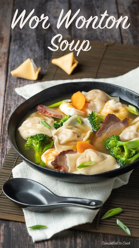 Wor Wonton Soup Recipe, Wor Wonton Soup, Pork Wontons, Wonton Soup Recipe, Asian Soup Recipes, Asian Soups, Wonton Recipes, Best Chinese Food, Soup Easy