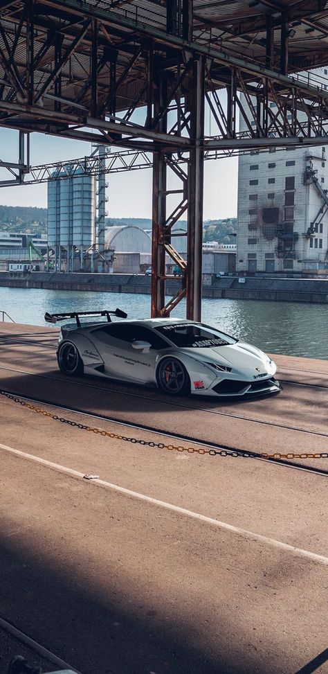 Lamborghini Aventador Wallpaper, Car Checklist, Expensive Sports Cars, Fastest Car, Koenigsegg Agera, Iconic Cars, Lamborghini Miura, High Performance Cars, Liberty Walk