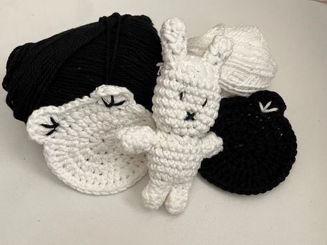 yin and yang acubi crochet coasters and diy acubi miffy crochet stuffed animal Acubi Crochet, Crochet Coasters, Yin Yang, Crochet Animals, Art Style, Coasters, Crochet, Art