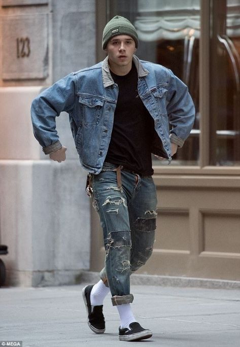 Outfit Essentials, Double Denim, Mens Fashion Streetwear, Mens Fashion Fall, Autumn Street Style, Streetwear Men Outfits, Raw Denim, Men Fashion Casual Outfits, Justin Timberlake