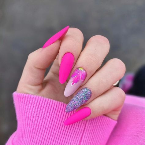 Classy Pink Spring Nails 2023 Ideas - davidreed.co Pink Spring Nails 2023, Pink Spring Nails, Spring Nails 2023, Pink Nail Art Designs, Heart Nail Designs, Pink Manicure, Heart Nail Art, Nail Designs Valentines, Pink Nail Art