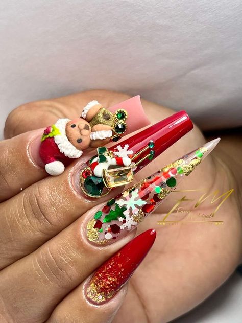 3d Xmas Nails, Diy Christmas Nail Designs, Navidad Nails, Christmas Nails Designs, Classy Nail Art Ideas, Christmas Nails Diy, Holiday Nails Christmas, Velvet Nails, Christmas Nails Easy