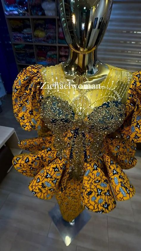 Ankara Top And Skirt, Nigerian Lace Styles Dress, Ankara Long Gown Styles, African Lace Styles, African Prom Dresses, African Print Dress Ankara, Short African Dresses, African Inspired Clothing