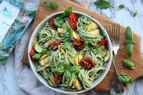 Macadamia Pesto, Basil Pesto Pasta, Pesto Pasta Recipe, Pesto Pasta Recipes, Pasta Noodle Recipe, Healthy Rice, Basil Pasta, Health Dinner Recipes, Basil Pesto