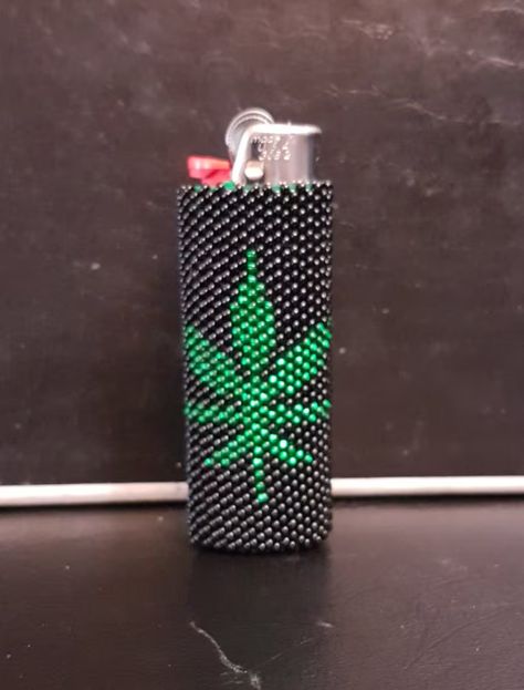 Pot Leaf Beaded Lighter Cover Beaded Lighter Case, Beaded Lighter, Lighter Cover, Native American Beadwork Patterns, Native Beading Patterns, Bic Lighter, Lighter Case, Beadwork Designs, Native American Beaded Earrings