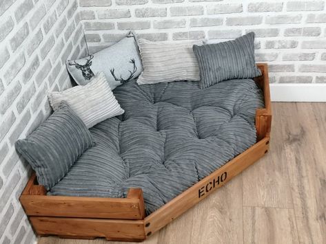 Corner Dog Bed, Wood Dog Bed, Wooden Dog Bed, Dog Bedroom, Dog Corner, Wooden Beds, Button Style, Wooden Bed, Cozy Living Rooms