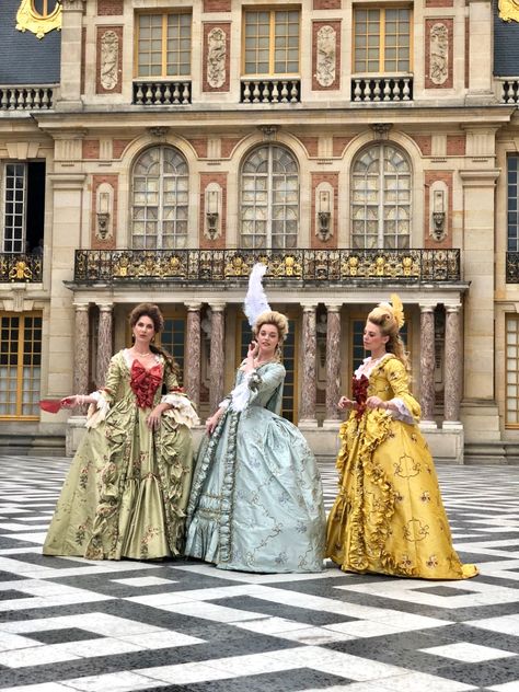 Attending Versailles Fetes Galantes 2018 – terminal trend Versailles Costumes Gowns, Versailles Ball Gown, 18th Century Party, Versailles Party, Versailles Ball, 18th Century Ball Gown, Baroque Dresses, Rococo Gown, 18th Century France