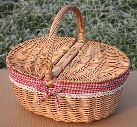 Willow picnic basketellipse basket gift for wedding hand Woven Picnic Basket, Vintage Picnic Basket Decor, Eco-friendly Basket Shoulder Bag For Picnic, Vintage Picnic Baskets, Picnic Basket Set, Wicker Picnic Basket Vintage, Cat Basket, Wicker Picnic Basket, Picnic Inspiration