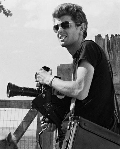 Happy Birthday George!http://bit.ly/30cr43k Angela Bowie, High School Yearbook Photos, Happy Birthday George, Old Prince, George Lucas, 10 Picture, Space Opera, Indiana Jones, Film Director