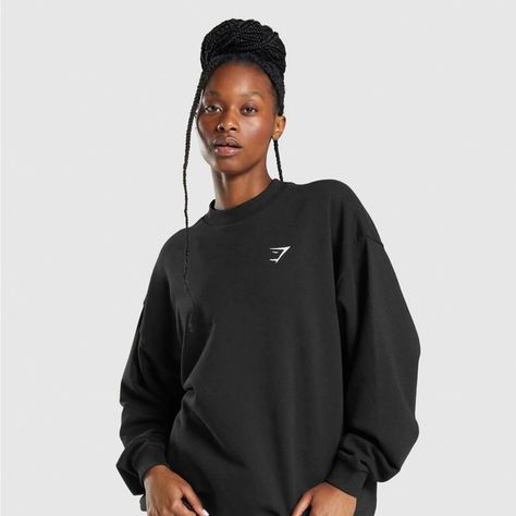 Gym Shark / Gymshark Oversized Training Workout Sweatshirt Gym Shark, Sweatshirt Fabric, Style Streetwear, Fleece Sweatshirt, Black Logo, Oversized Sweatshirt, Oversize Hoodie, Women Pullover, Adidas Jacket