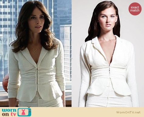 Dana’s white tweed peplum jacket on Suits.  Outfit Details: http://wornontv.net/30560/ #Suits Scotty From Suits Hair, Scotty Suits Outfits, Scottie Suits Outfit, Suits Scottie, Dana Scott Suits, Suits Cast, Corporate Clothes, Girlboss Style, Suits Outfits