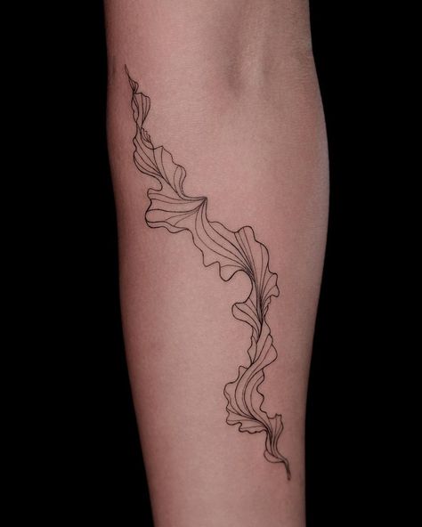 Masha S • Fine Line Tattoo • New York City | Dancing corrals in abstract design - Fine Line Tattoo 3 RL and 5 RL, check lines quality closer Inquires: Link in Bio Booking… | Instagram Fun Line Tattoo, Big Fine Line Tattoo Ideas, Watercolor Line Tattoo, Botanical Line Tattoo, Abstract Line Work Tattoo, Contour Line Tattoo, Abstract Fine Line Tattoo, Line Work Tattoo Men, Fine Line Sleeve Tattoo Women