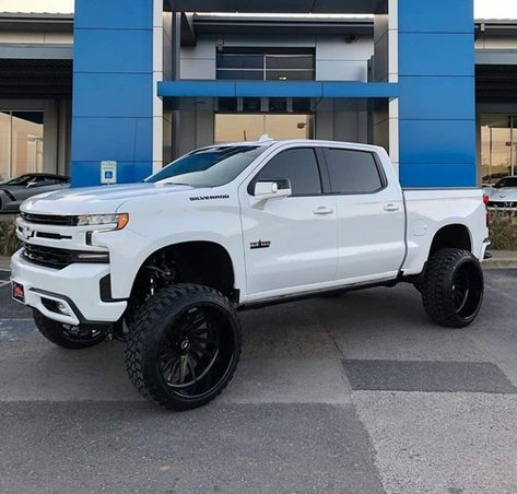 Cheverlot Trucks, 2020 Chevy Silverado 1500 Lifted, Gmc Elevation, 2020 Silverado 1500, Silverado 1500 Accessories, Toyota Tacoma Off Road, 2023 Toyota Tacoma, Lifted Silverado, Chevy Vehicles