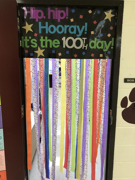 100 Day Door Decoration School Ideas, 100th Day Door Decorations, 100 Day Decorations, 100 Days Of School Door Decoration Ideas, 100 Days Of School Photo Booth, 100 Days Of School Bulletin Board, 100 Days Of School Decoration Ideas, 100 Days Of School Ideas Kindergarten Activities Art Projects, 100 Days Of School Project Kindergartens Poster