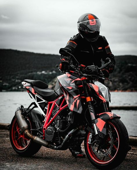 Customized Motorcycles, Mt Bike, Bike Pic, Mopeds, Honda Motorcycles, Snowmobile, Custom Bikes, Sport Bikes, Motorcycles